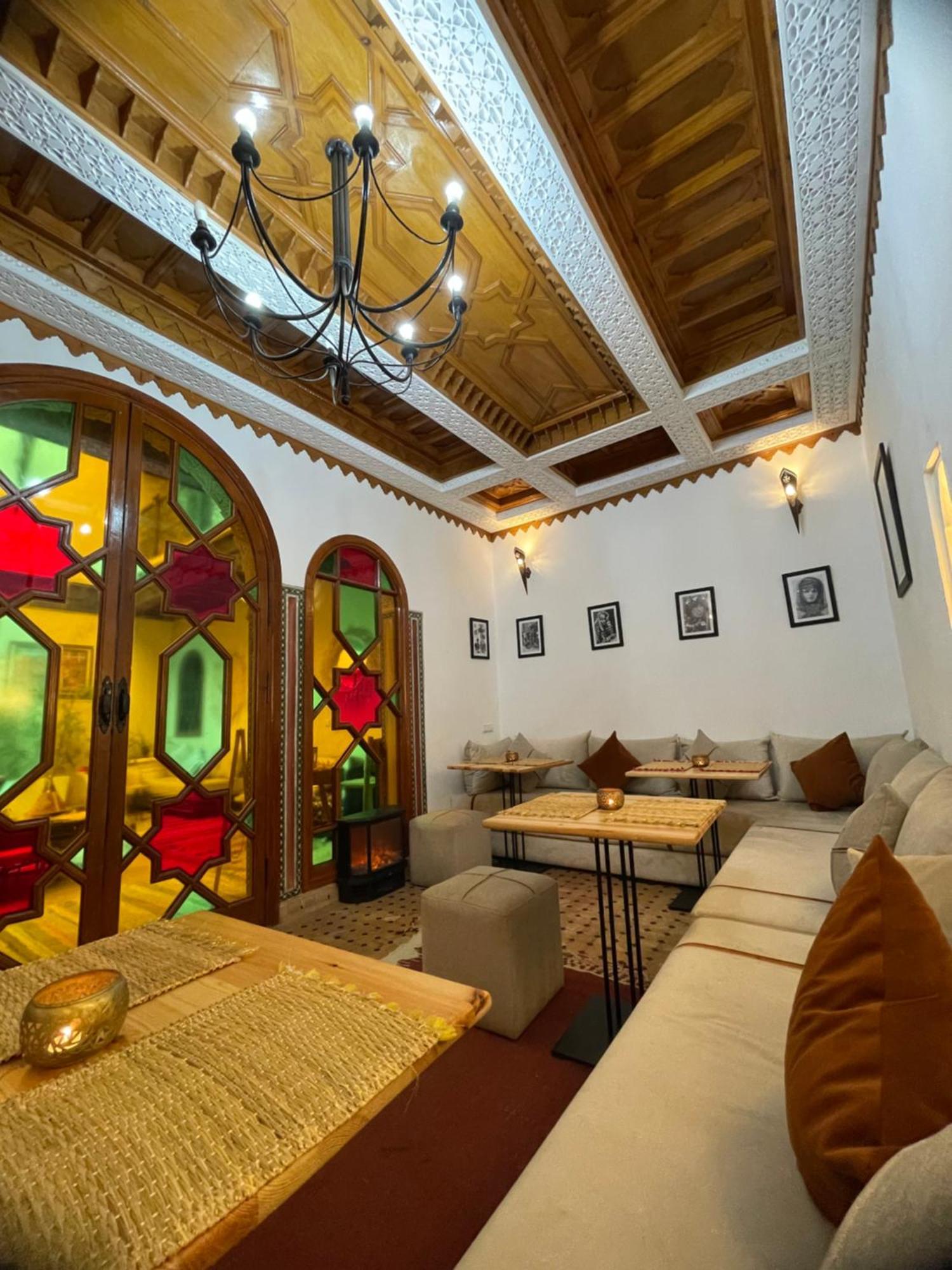 Kechmara Homestay *