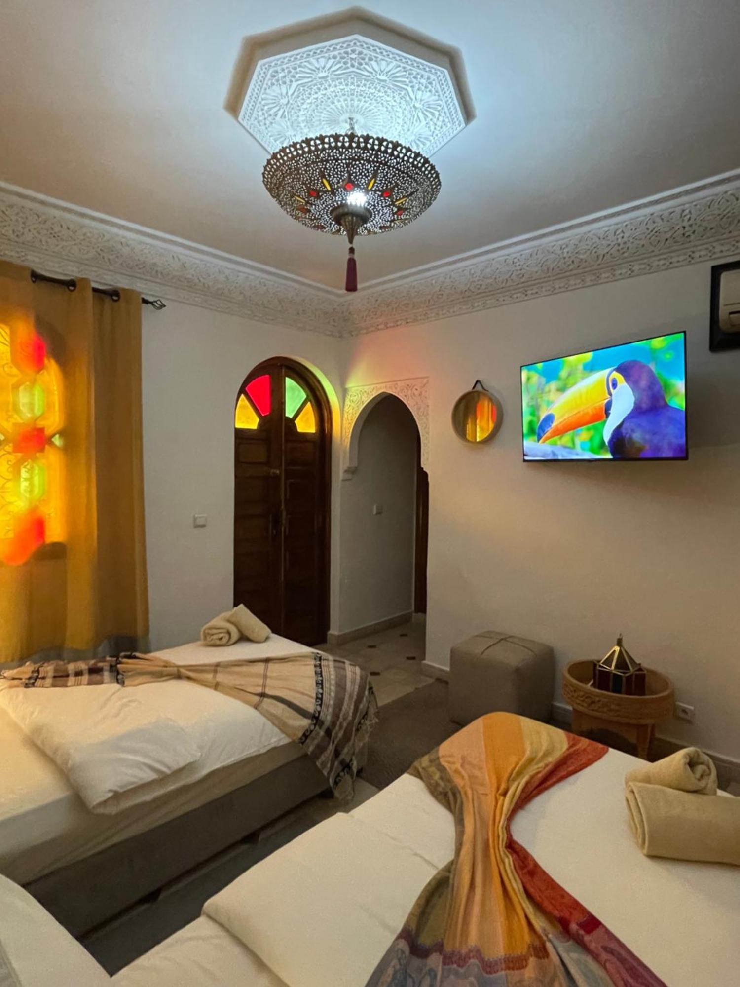 Kechmara Homestay *